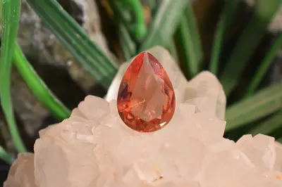 زولتانیت (مصنوعی)