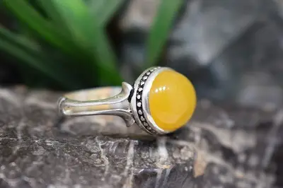 انگشتر نقره با نگین عقیق شرف شمس