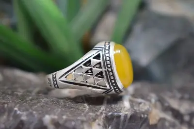 انگشتر نقره با نگین شرف شمس