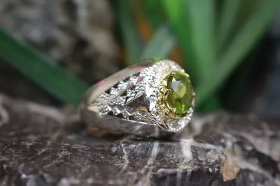 انگشتر زبرجد