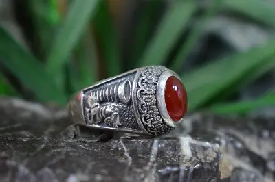 انگشتر نقره مردانه با نگین عقیق قرمز