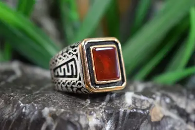 انگشتر نقره مردانه با طرح ورساچ