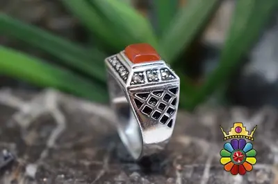 انگشتر نقره مردانه با نگین مارگازیت