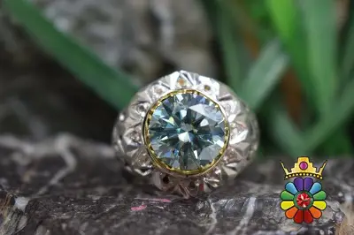 انگشتر موزنایت