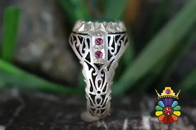 انگشتر نقره مردانه با نگین زمرد