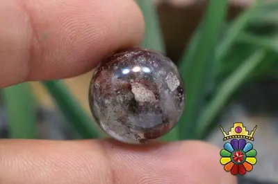 گوی کوارتز فانتوم