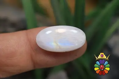 سنگ ماه رنگین کمانی(لابرادوریت سفید)