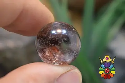 گوی کوارتز فانتوم