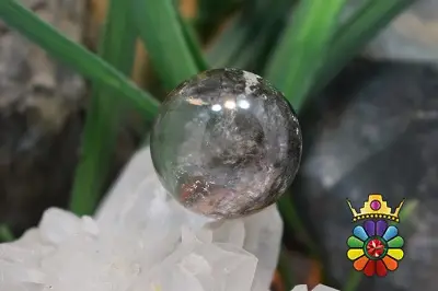 گوی کوارتز فانتوم