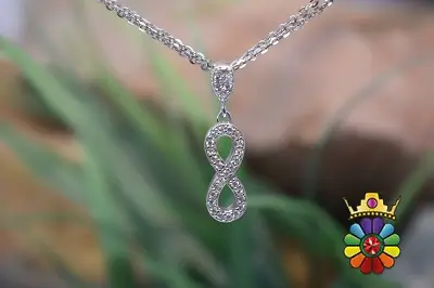 مدال گردن اویز نقره زنانه
