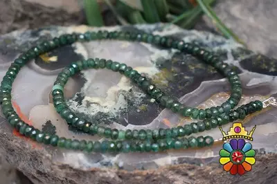 رشته زمرد سایز 4