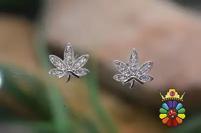 گوشواره نقره طرح برگ