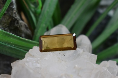 کوارتز عسلی